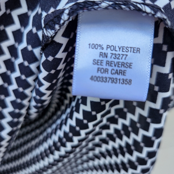 Candie's- Black & White- V Neck- Button Sleeve- Blouse- Size Small- Vintage - Picture 8 of 11